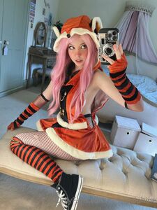 Belle Delphine Fox Spirit Onlyfans Set Leaked