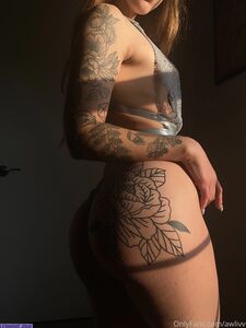 awlivv exclusive onlyfans leaked album
