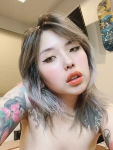 kniveschauu exclusive onlyfans leaked nudes