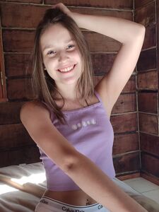 Lebr18 aka Leiabrown new hot onlyfans leaked nudes