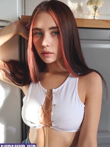 arilaviee new hot onlyfans leaked nudes