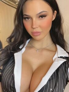 victoria barrettt aka lizebth onlyfans leaks nude photos