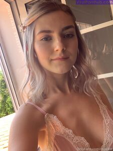 EvaElfie Onlyfans Leaks Latest Nude Photos