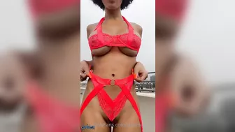 Stormi Maya Nude Camel Toe Video Leaked