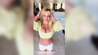 Britney Spears Hot Blondie Teasing With Tits  Video