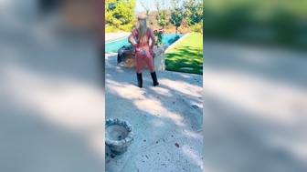 Britney Spears Teasing While Wearing Bikini Outdoor Video