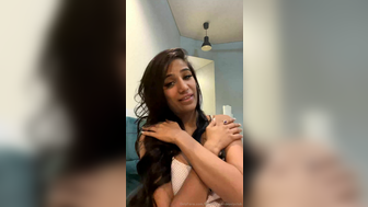 Poonam Pandey Indian Beauty Teasing In The Morning OnlyFans Video
