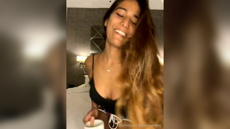 Poonam Pandey Indian Baby Girl Nipple Slip While Streaming Video