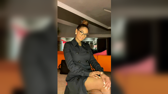 Poonam Pandey Naughty Secretary Talk Dirty on Cam Onlyfans Video