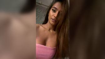 Poonam Pandey Bitchy Girl Teasing Big Tits Wearing Towel OnlyFans Video