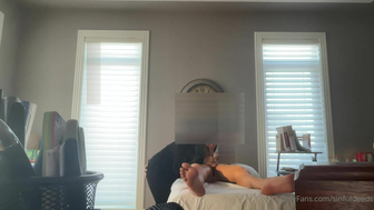 Sinfuldeeds Masseur Deeply Sucks her Customer's Cock While Giving Massage Onlyfans Video