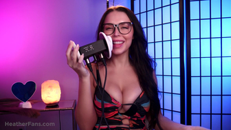 Heatheredeffect Big Tity Slut Kissing and Licking ASMR Video