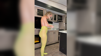 Vicky Stark Hot Thot Teasing Try On Haul OnlyFans Video