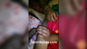 While blowing the beedi, the wife sucked her husband’s black lauda
 Indian Video