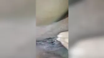 Big Boobed Indian Girl Masturbates Her Wet Pussy While Lying
 Indian Video