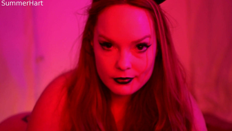 Summer Hart Licking Dick Tip And Gives Sensual Handjob Till Cum Video