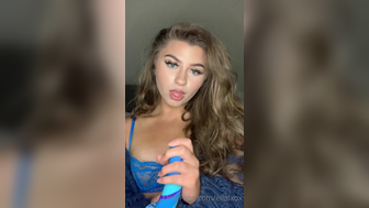 Ellalxox Pasisonately Sucking a Dildo till Gets Throated Onlyfans Video