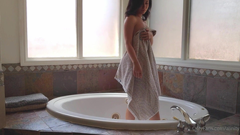 Alinity Full Nude Bath Onlyfans Video Leaked