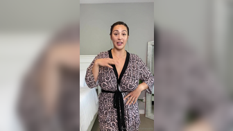 Tatievans Touching Big Boobs During Bra Try On Haul Leaked Onlyfans Video