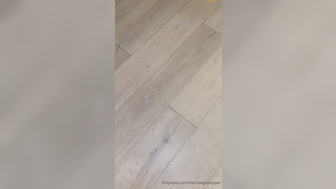 Mia Monroe Busty Slut Twerking on a Cock in Disco Light Onlyfans Video