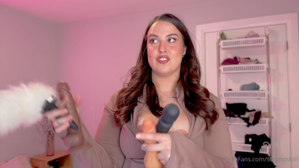 Stephoshiri Big Boobs Out Teasing Her Pawg Booty And Fucking Pussy With A Dildo Onlyfans Video