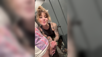 Awlivv - Olive Garden Naughty Girl Start to Give Sensual Handjob to a Fanboy Video