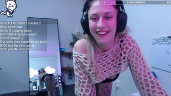 Anonebess Accidently Flashing Tits To Viewers Twitch Video