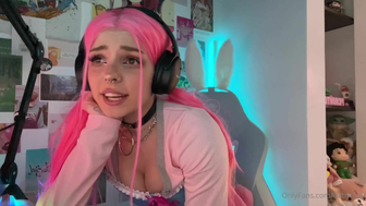 Babyfooji Sucking Dildo While Squeezing Tits And Fucking It In Wet Cunt Till Cum Onlyfans Video