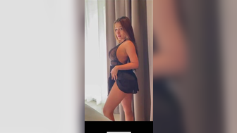 Pandora Kaaki Nude Creamy Sucking Dildo