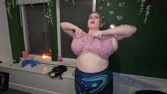 Cassie0Pia Takes Out Massive Boobs During Bra Try On Haul Onlyfans Video