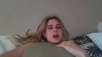 Chloe Lamb Shaking Her Massive Tits And Playing Horny Nipples Leaked Video