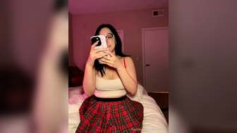 Shhsecretb Aka Bwitwaifu Vibrates Pussy And Slipping Nipples On Live Onlyfans Show