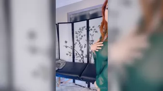 Amouranth Massage and Handjob Video
