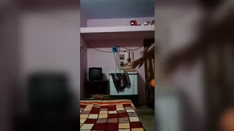 Aunty’s post bath bedroom nude video
 Indian Video