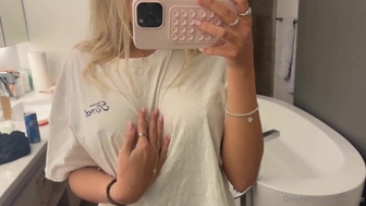 Breckie Hill Titts Play Nip Slip Video Leaked