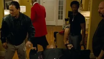 Hot Elizabeth Olsen nude – Oldboy (2013)