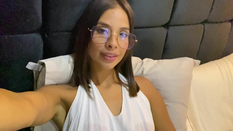 Stanger Challenge | Delivery guy fucks me hard after I show him my tits