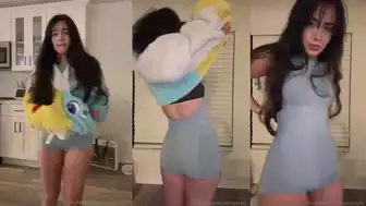 Sierra Rain Thicc Babe Strip Tease Onlyfans Leak Video