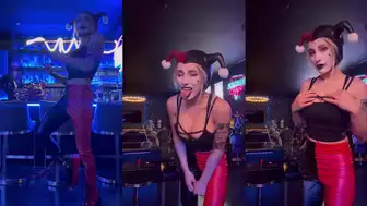 Liz Katz Harley Quinn Teasing Tits in the Gym Onlyfans Video