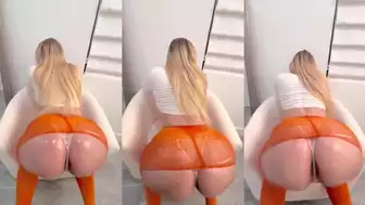 Anastasiya Kvitko Shows off Huge Ass With Oil Onlyfans Video