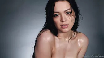 Tessa Fowler Oily Boobs Play Onlyfans Video Leaked