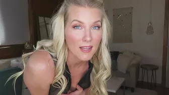 Hot  Kat Wonders Youtuber Weekly 85 Lingerie Video Tape Leaked HD