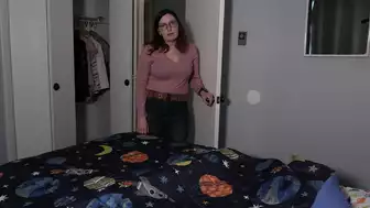 Bettie Bondage Seductive Mom Give Blowjob To Friend's Son