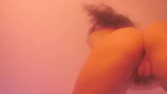 Katee Owen Fucks Herself With a big Dildo in This Live Stream Masturbation Video