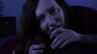 Bettie Bondage Takes a Big Cock intoh er Juicy Pussy at Night Video