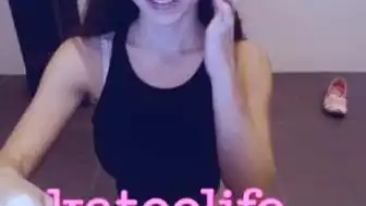 Kateelife Fit Babe Strips Down and Plays with Her Pussy in Live Cam Video