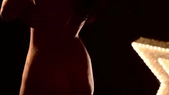 Gorgeous Sophie Stage Naked Oil Sick Video Tape Leaked – Famous Internet Girls