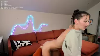 Miss Alice Fit Babe Naked Show Of In Cozy Room