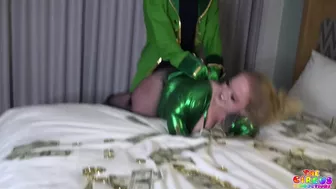 GIbbyTheClown fucking Petite Cutie in St Pattys day Costume on a bed full of Money.