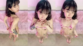 PeachycatSnack Sensually Teases in Pink Lingerie on OnlyFans Video